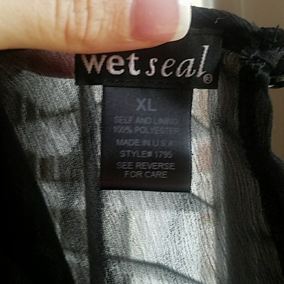 Black chiffon wet seal dress - Picture 3 of 4